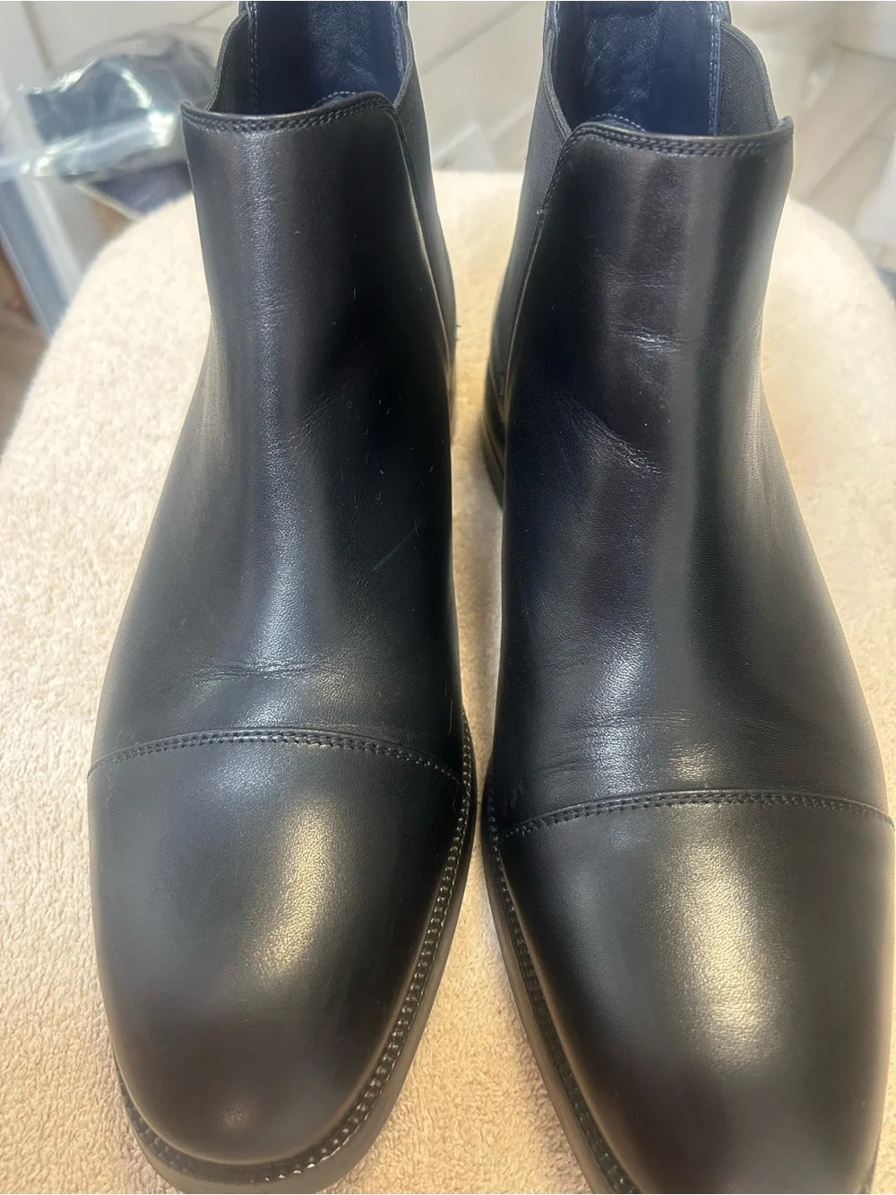 COLE HAAN WAGNER GRAND CHELSEA Black leather boots. Cap toe Size 9.5 NICE
